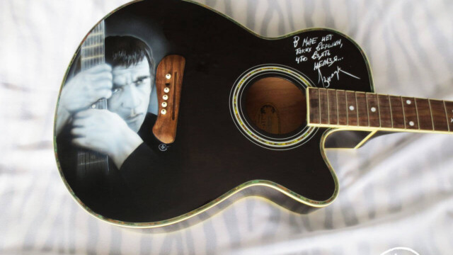 Аэрография на гитаре В.Высоцкий