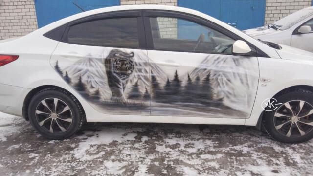 Аэрография на авто Тигр