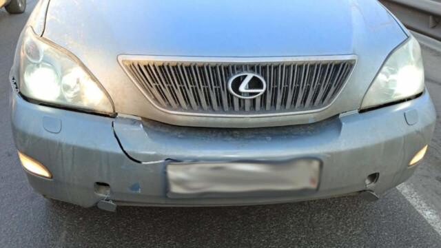 Ремонт бампера_Lexus RX 330_До